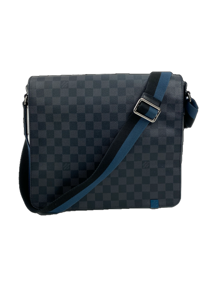 Louis Vuitton District NM Messenger Bag MM in Damier Graphite