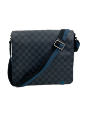 Louis Vuitton District NM Messenger Bag MM in Damier Graphite